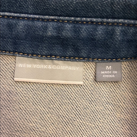 New York & Company Dark Blue Jean Jacket size M - Picture 3 of 7